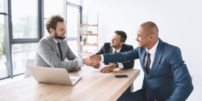 5-estrategias-de-relacionamento-com-a-base-de-clientes.jpeg