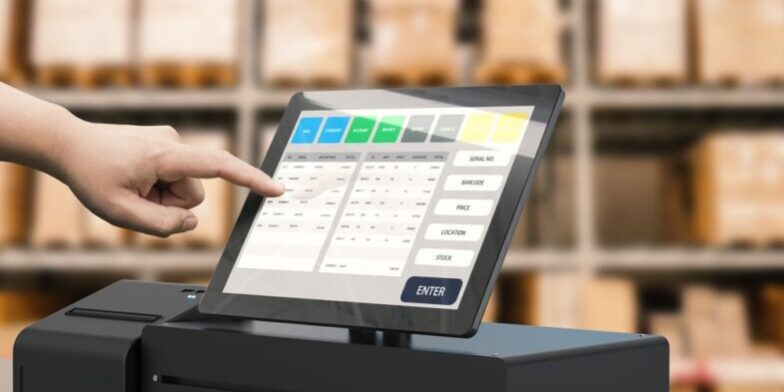 saiba-o-que-um-software-para-controle-de-estoque-precisa-ter.jpeg software para controle de estoque