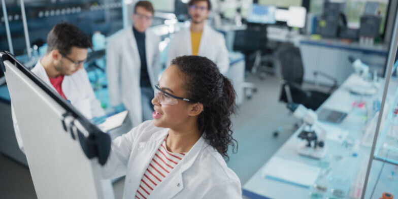 Medical,Science,Laboratory:,Beautiful,Black,Female,Scientist,Writes,Detailed,Project
