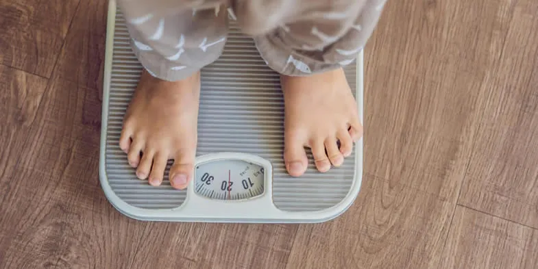 Obesidade infantil cresce no mundo: o que isso muda para os laboratórios de análises clínicas - UNILAB - Software para Laboratório
